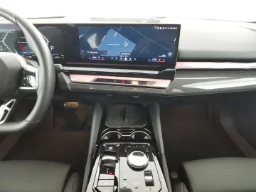 BMW 520i M Sport Lüft ACC PAs 360  ha&ka 4xSHZ el.Si