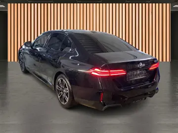 BMW 520 i M Sport UPE 77.000€ HeadUp 360 Kamera