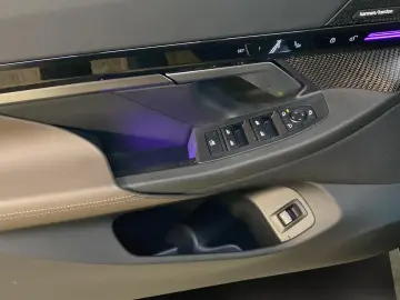 BMW 520 i M Sport UPE 77.000€ HeadUp 360 Kamera