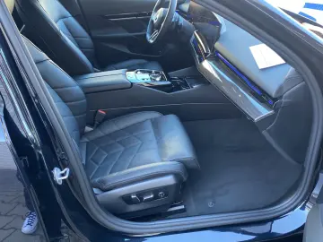 BMW 520 i M Sport UPE 77.000€ HeadUp 360 Kamera