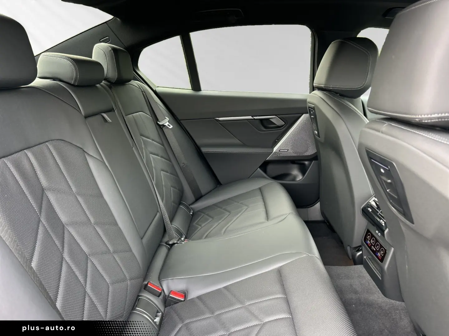 BMW 520i M Sport Standhzg. Pano H K LCProf.