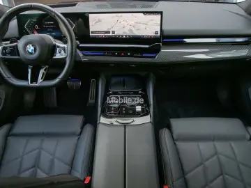 BMW 520i M Sportpaket harman kardon Navi RKam HeadUp