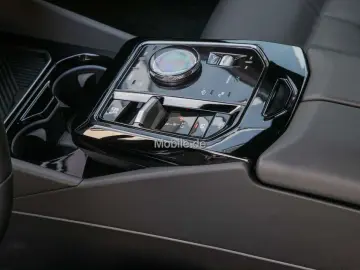 BMW 520i M Sportpaket harman kardon Navi RKam HeadUp