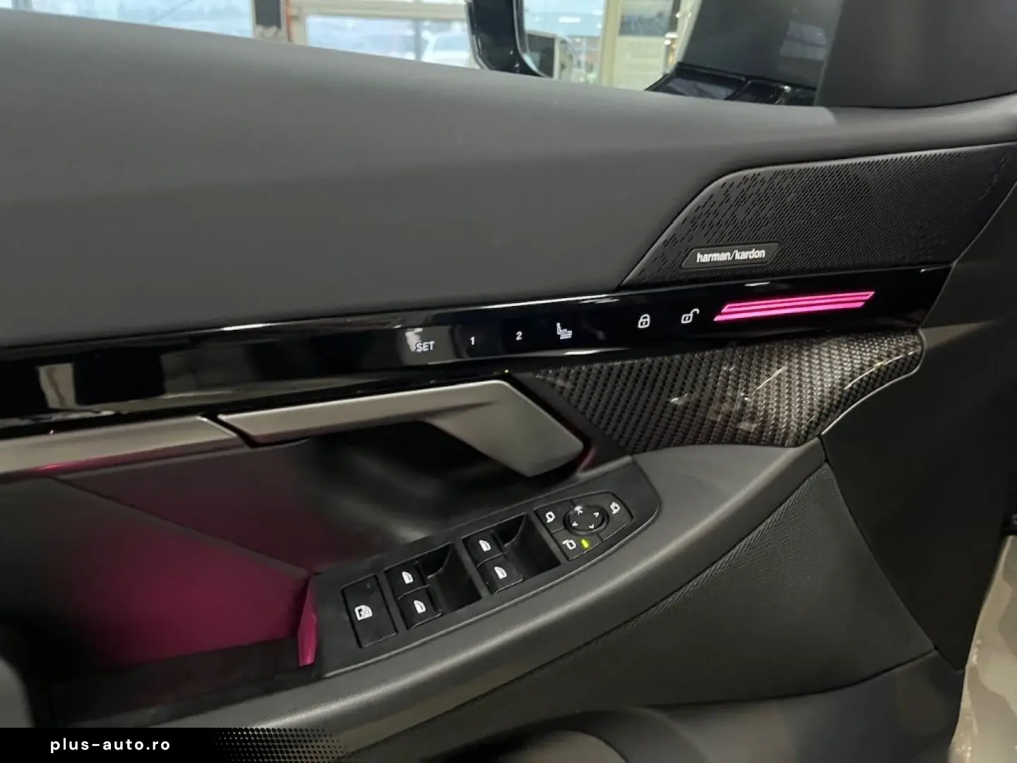 BMW 520 i M Sport StandHz AHK KomfSi belüftet H K Pr