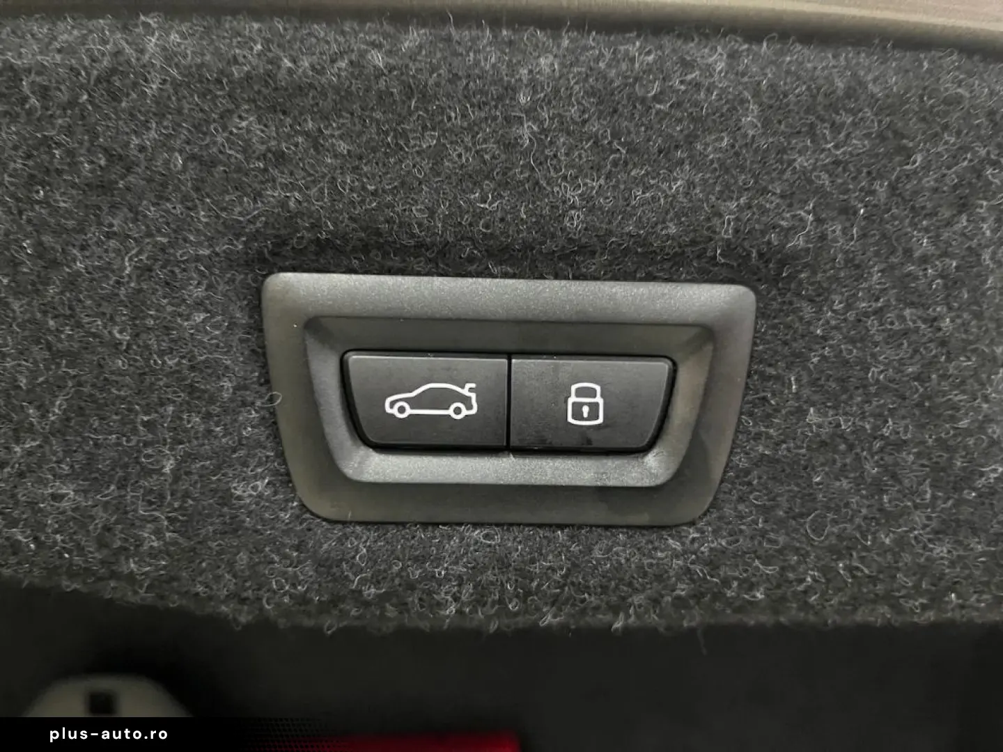 BMW 520 i M Sport StandHz AHK KomfSi belüftet H K Pr