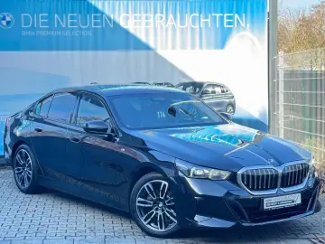 BMW 520i Limo M Sport PANO DA  360  h&k Sitzklima