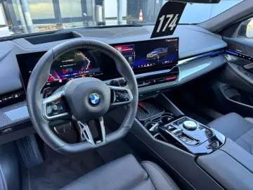BMW 520i Limo M Sport PANO DA  360  h&k Sitzklima