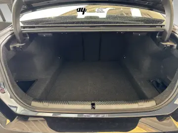 BMW 520i Limousine M Sportpaket Head-Up HK HiFi DAB