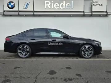 BMW 520i M Sportpaket Komfortsitze Standhzg. AHK