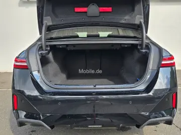 BMW 520i M Sportpaket Komfortsitze Standhzg. AHK