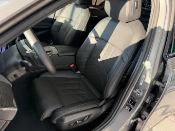 BMW 520i M Sportpaket AUT. LED HUD 360  AHK SITZBEL.