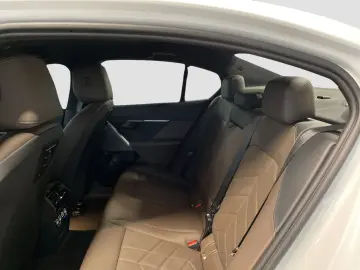 BMW 520i Limousine M Sport AHK Driv.Assist.Prof LED