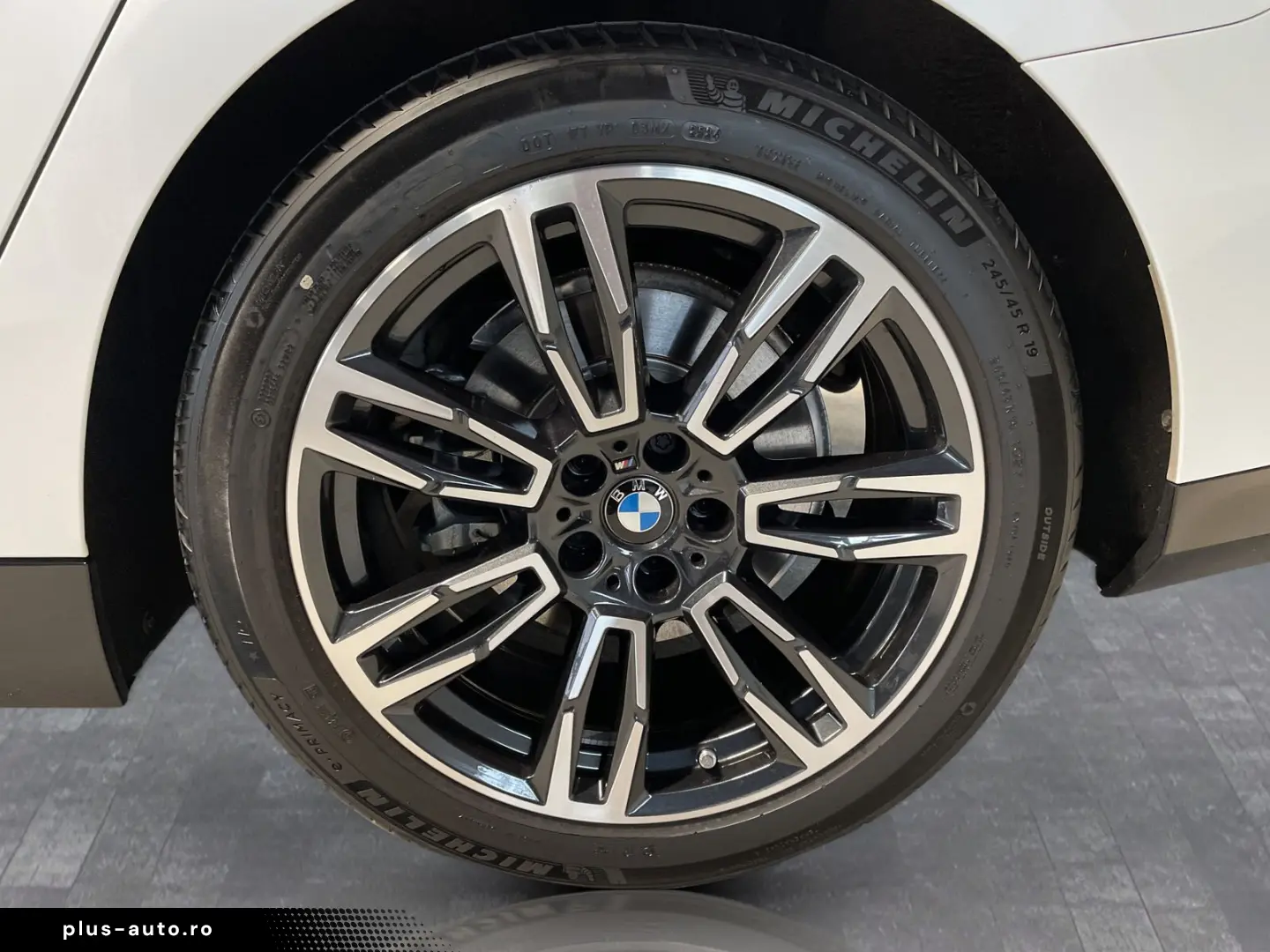 BMW 520i Limousine M Sport AHK Driv.Assist.Prof LED