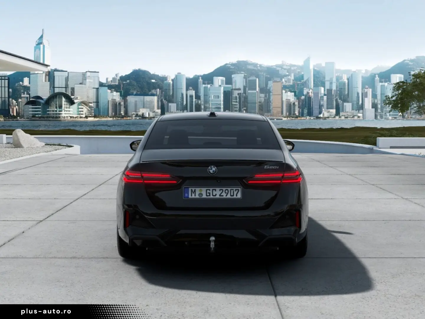 BMW 520i Lim. M SPORT PRO B&W AHK DA  PA  Iconic