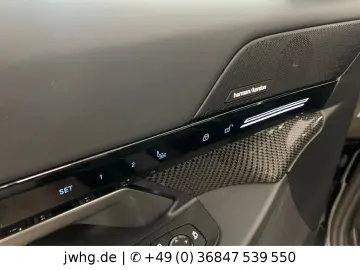 BMW 520d Lim M Sport Driving  LED  360 HUD Memory