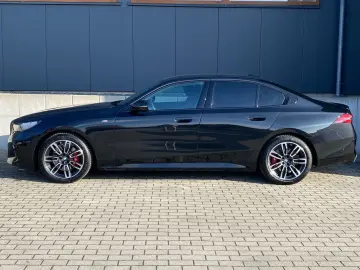 BMW 520i SAG M Sport Pro AHK S-LÜFT 4xAC LHZ LED