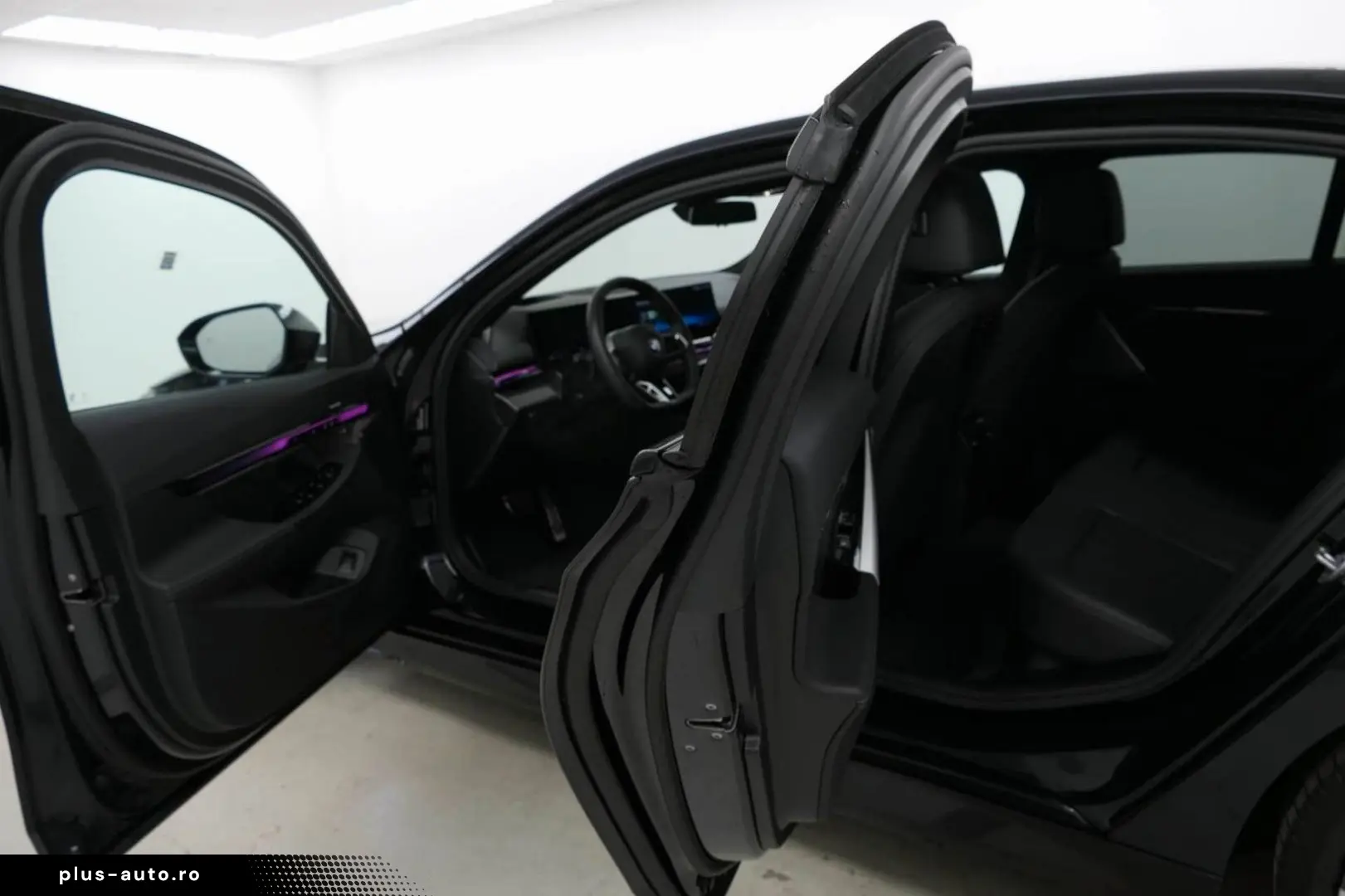 BMW 520d Limousine M Sport ACC AHK PANO STHZ LRHZ QI