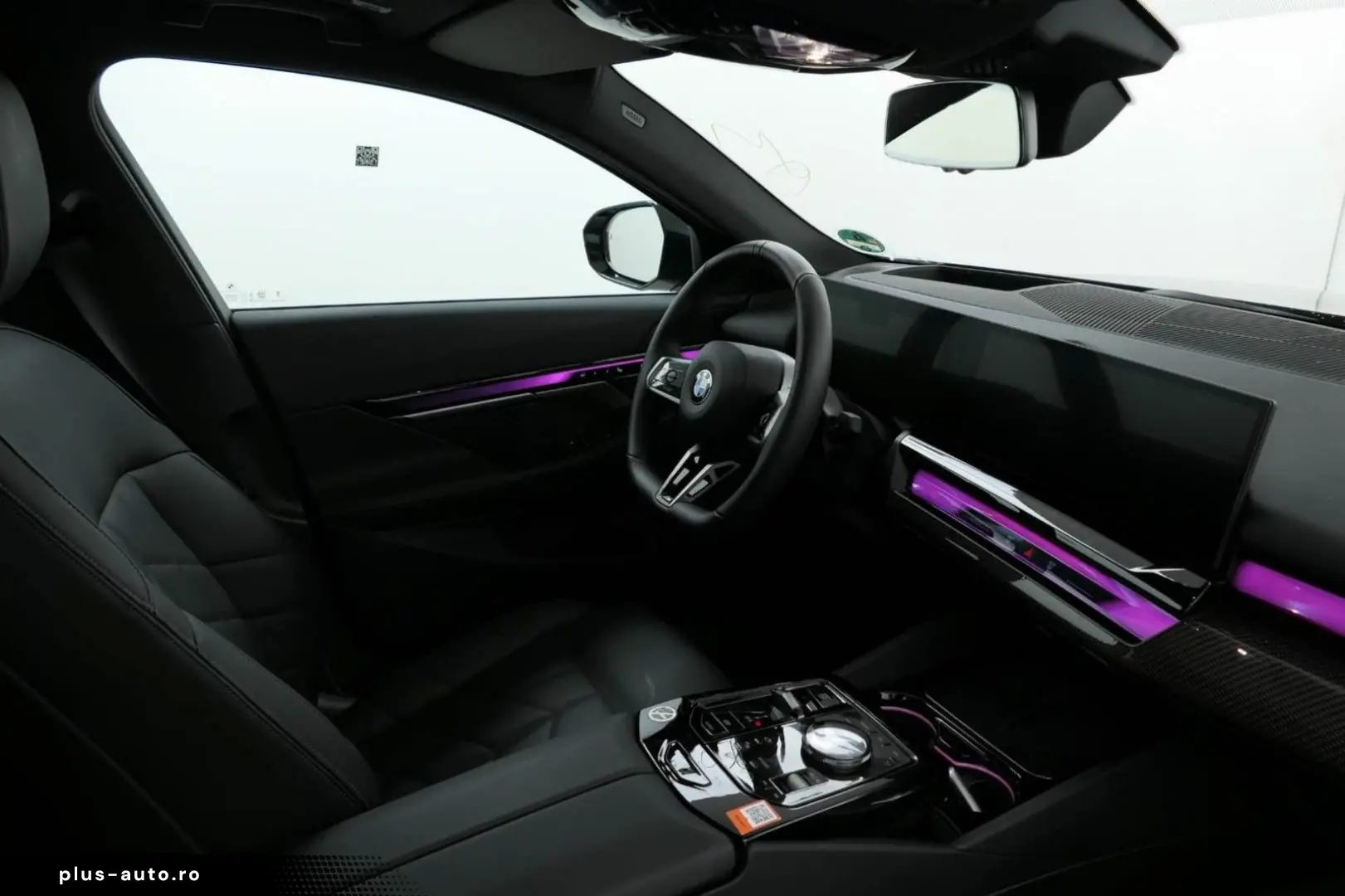 BMW 520d Limousine M Sport ACC AHK PANO STHZ LRHZ QI