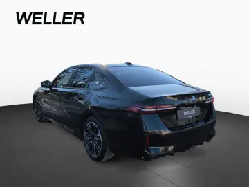 BMW 520d Lim.Aut. M SPORT AHK Adapt.LED DA  PA Komf