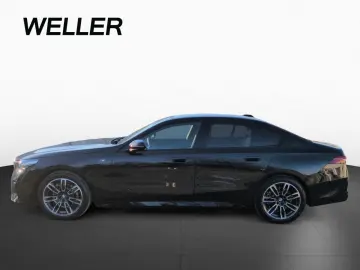 BMW 520d Lim.Aut. M SPORT AHK Adapt.LED DA  PA Komf