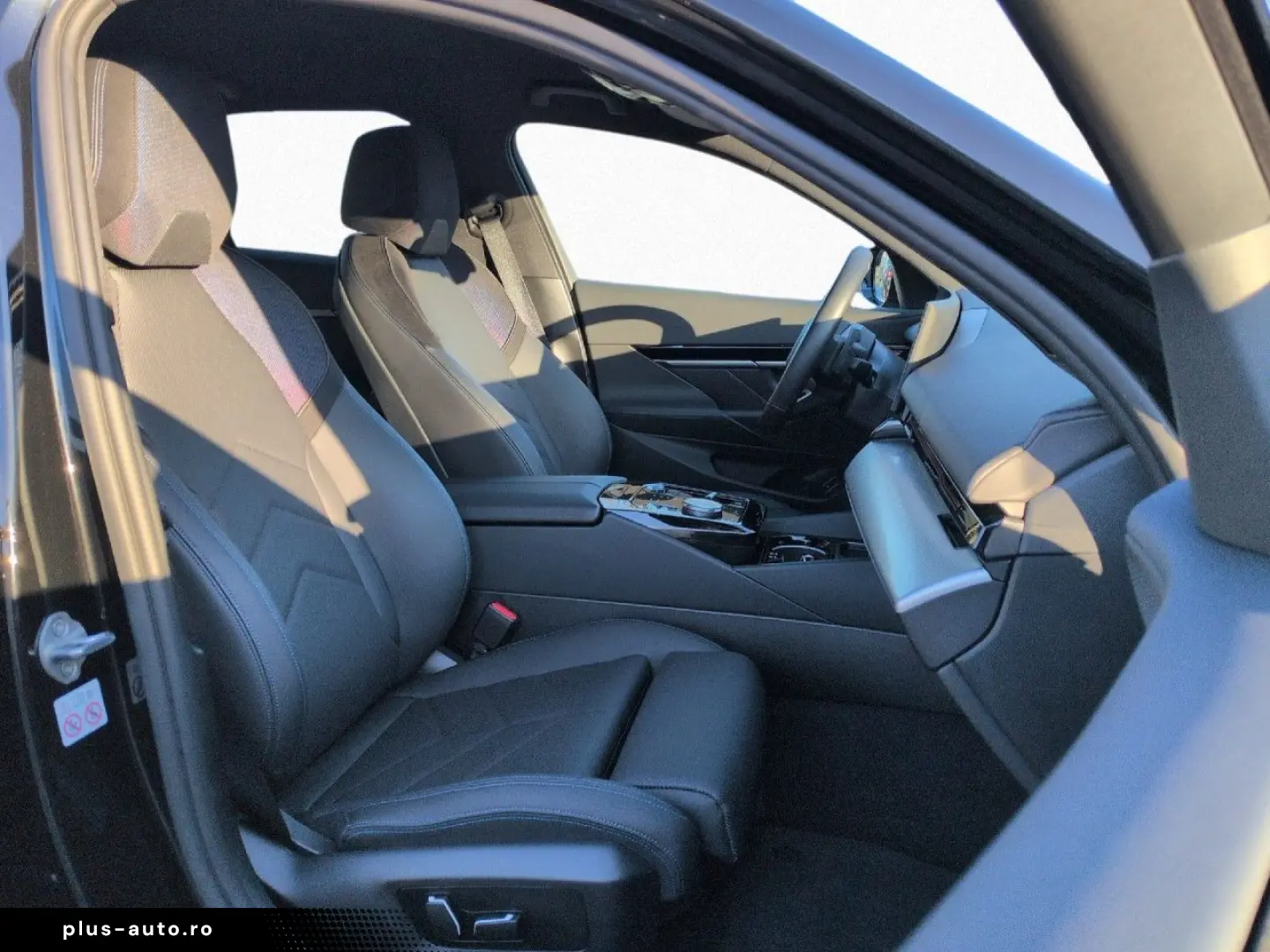 BMW 520d Lim.Aut. M SPORT AHK Adapt.LED DA  PA Komf