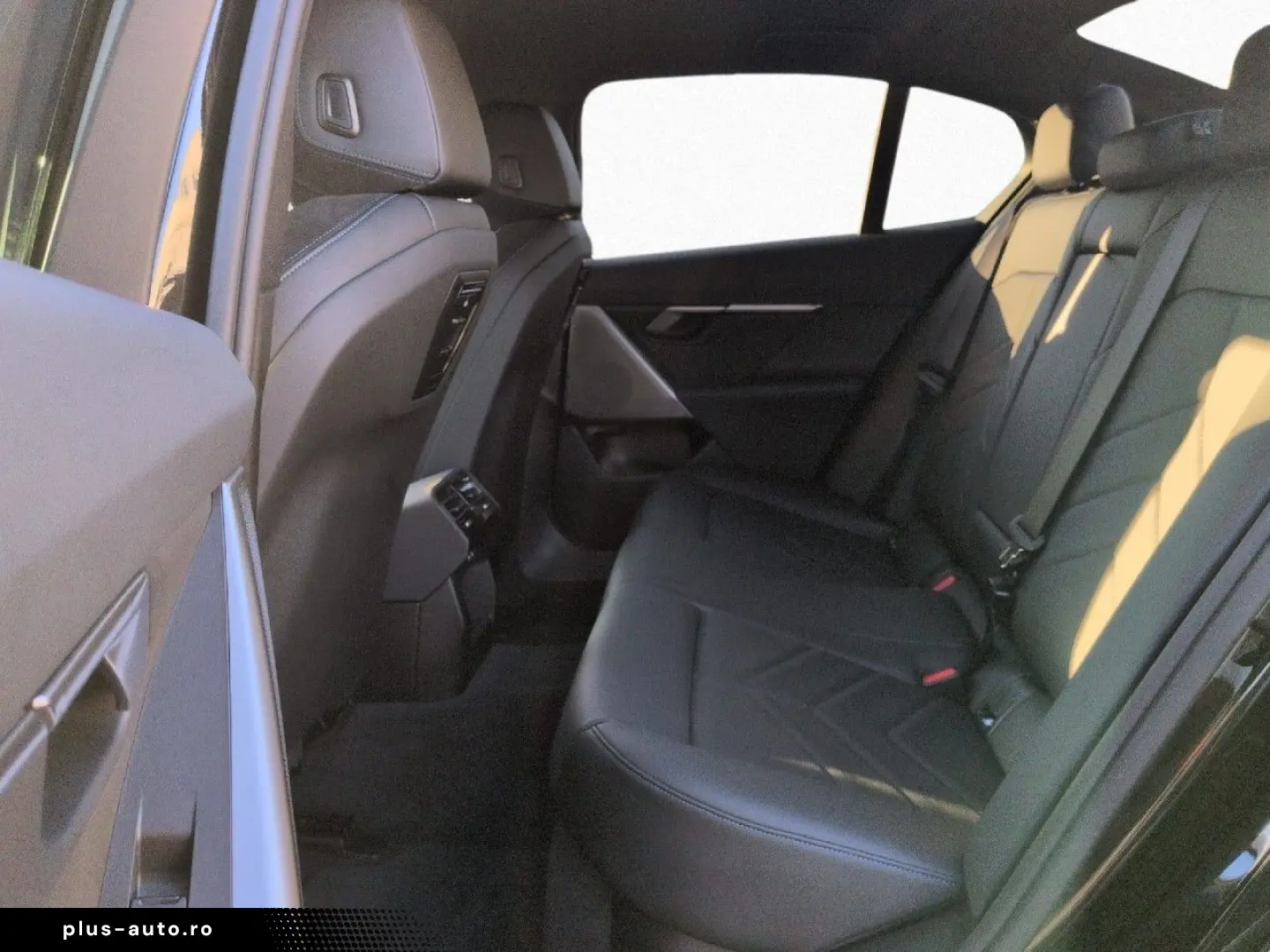 BMW 520d Lim.Aut. M SPORT AHK Adapt.LED DA  PA Komf