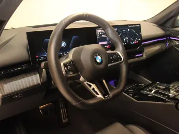 BMW 520i Limousine M Sportpaket Head-Up AHK Shz HK S