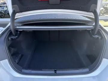 BMW 520d M Sport HUD ACC KomfS.Standh.Har Ka.SurView