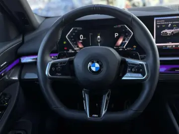 BMW 520d M Sport HUD ACC KomfS.Standh.Har Ka.SurView