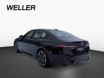 BMW 520d M Sport AHK LivePro H K 360  AdLED DA  DA