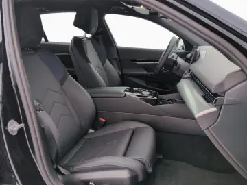 BMW 520d M Sport AHK LivePro H K 360  AdLED DA  DA