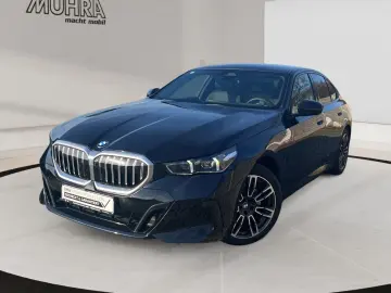BMW 520i M Sport Pano DA PA  HUD Sitzlüftung