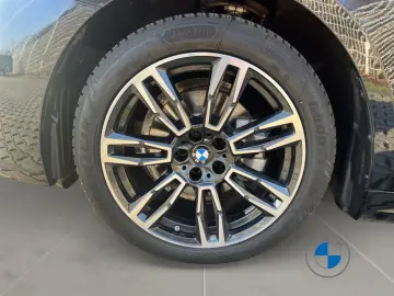 BMW 520i M Sport Pano DA PA  HUD Sitzlüftung