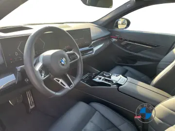 BMW 520i M Sport Pano DA PA  HUD Sitzlüftung