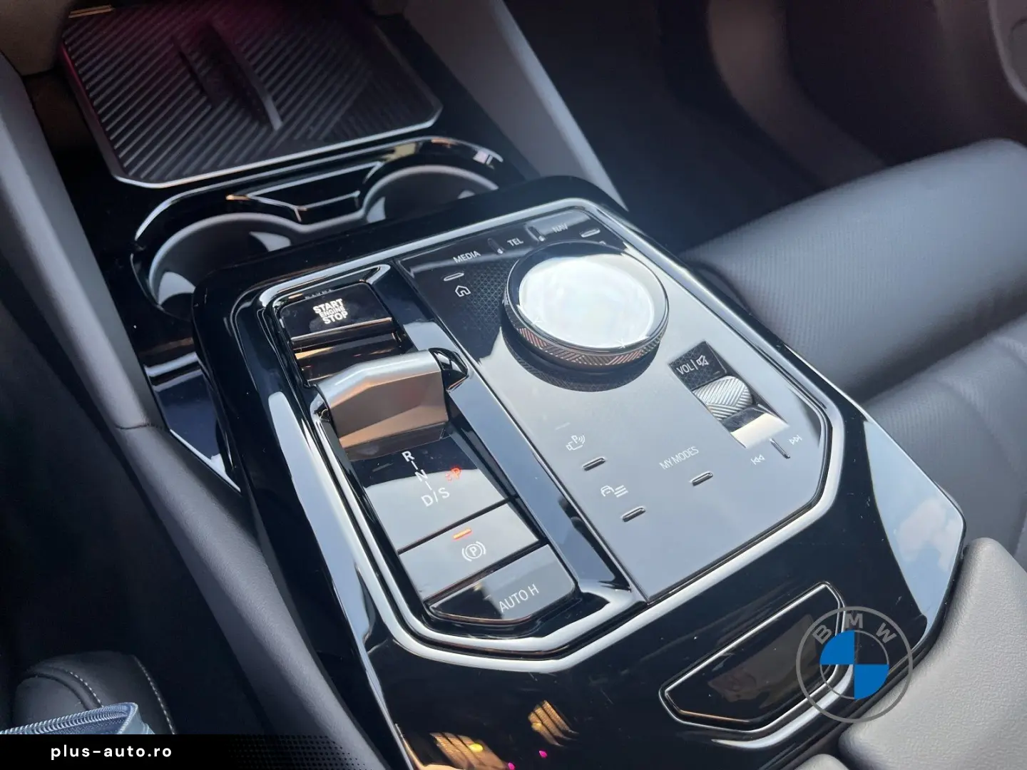 BMW 520i M Sport Pano DA PA  HUD Sitzlüftung