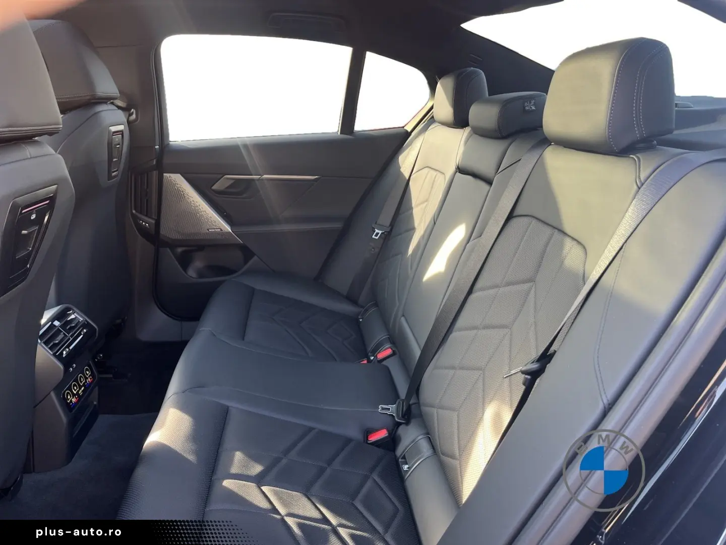 BMW 520i M Sport Pano DA PA  HUD Sitzlüftung