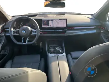 BMW 520i M Sport Pano DA PA  HUD Sitzlüftung