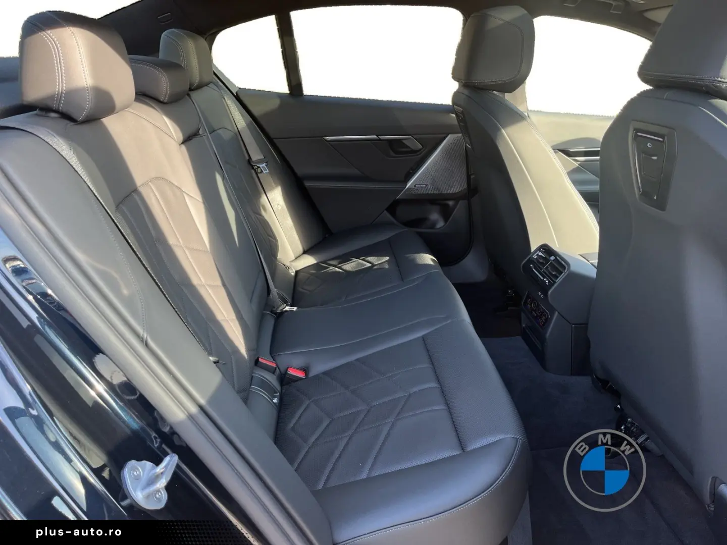 BMW 520i M Sport Pano DA PA  HUD Sitzlüftung