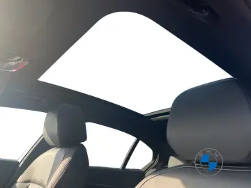 BMW 520i M Sport Pano DA PA  HUD Sitzlüftung