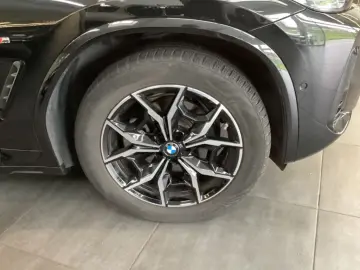 BMW X3 xDrive 20i A M Sport Navi ParkAss  360 Grad L