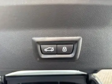 BMW X3 xDrive 20i M-Sport Laser LC  HUD HiFi RFK DAB