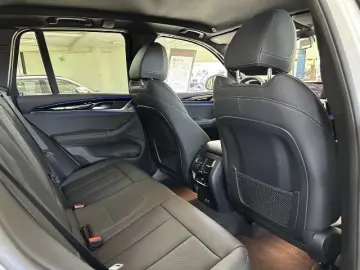 BMW X3 xDrive20d Mild-Hybrid AHK LED Laser Sportsitz