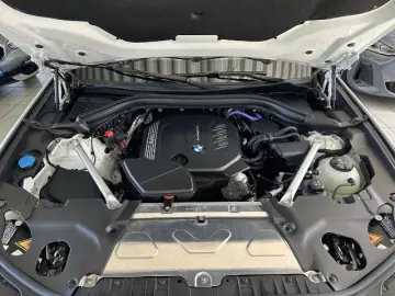 BMW X3 xDrive20d Mild-Hybrid AHK LED Laser Sportsitz