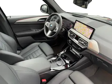 BMW X3 xDrive 20i M Sport AHK ACC LASER HUD PANO H&K