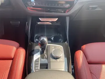 BMW X3 xDrive20d M Sport AHK Head-Up LC  HiFi