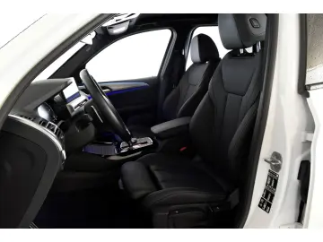 BMW X3 30i M Sport Lenkradheizung Akustikverglasung