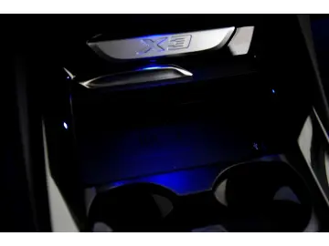 BMW X3 30i M Sport Lenkradheizung Akustikverglasung