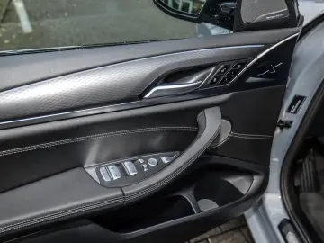 BMW X4 xDrive30d M Sport HUD PANO ACC AHK RFK NAVI