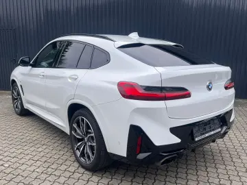 BMW X4 xDr 30d M SPORT  AHK Laser Standheiz 8Fach-B.