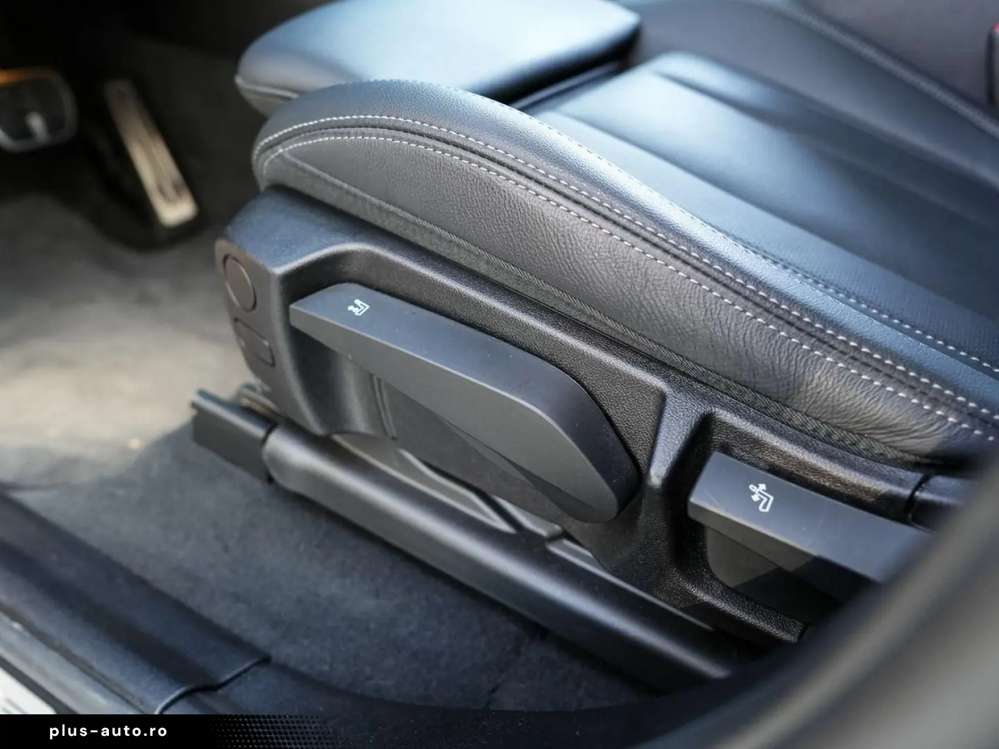 BMW X4 xDrive20i M Sport ACC AHK PanoDach LiveCoProf